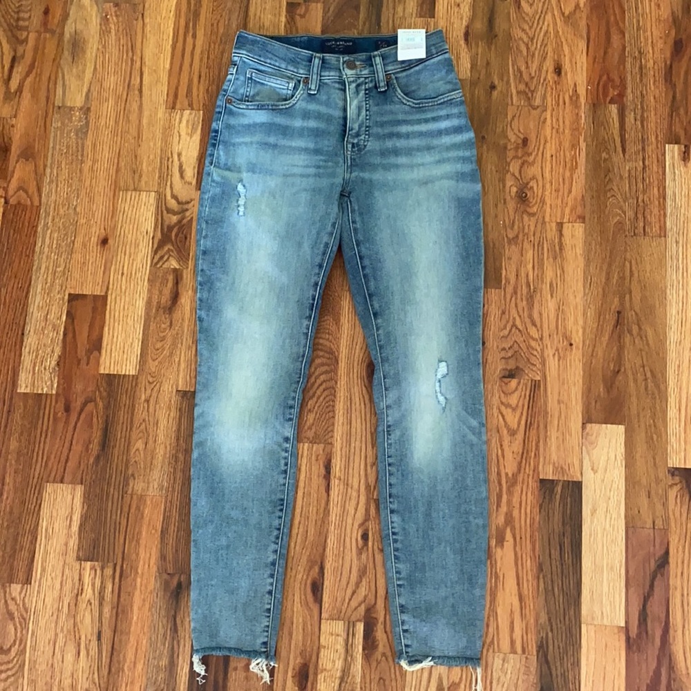 BRAND NEW LUCKY BRAND JEANS